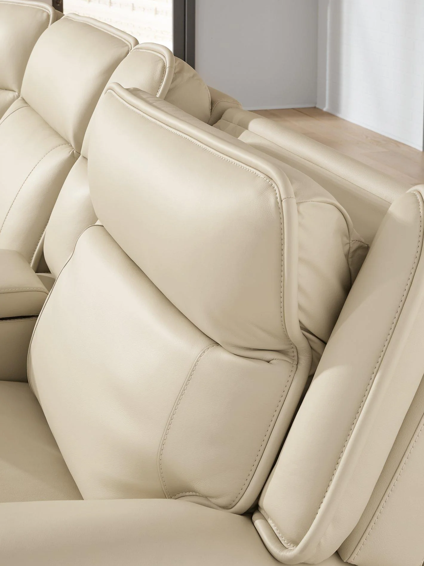 Double Deal Power Reclining Sectional - Image 26