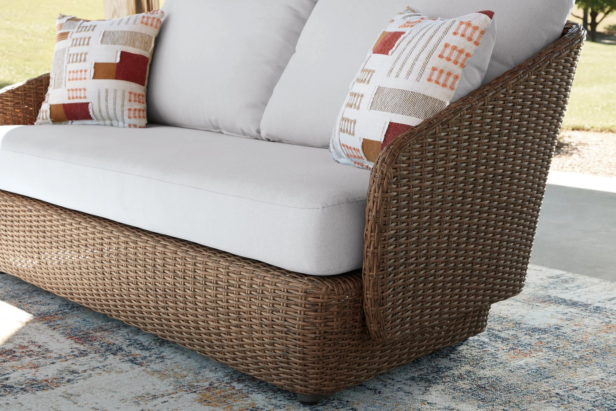 Double Point Outdoor Seating Set - Image 13