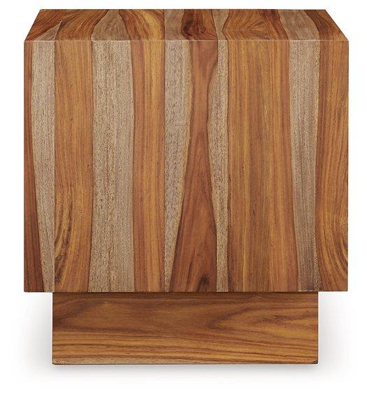 Dressonni End Table - Image 4