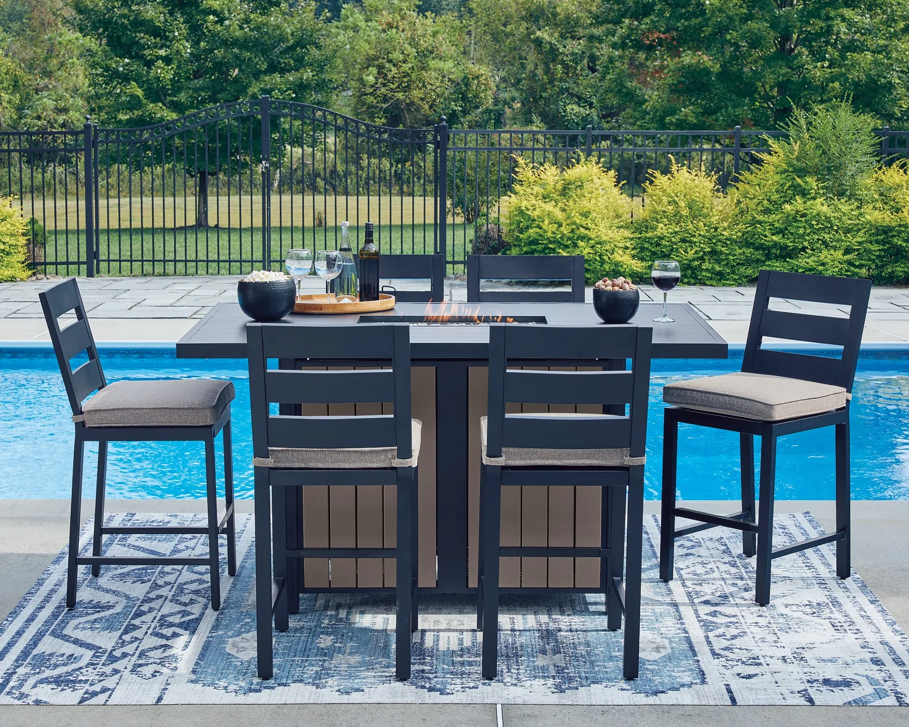 East Beach Outdoor Dining Set - Image 17
