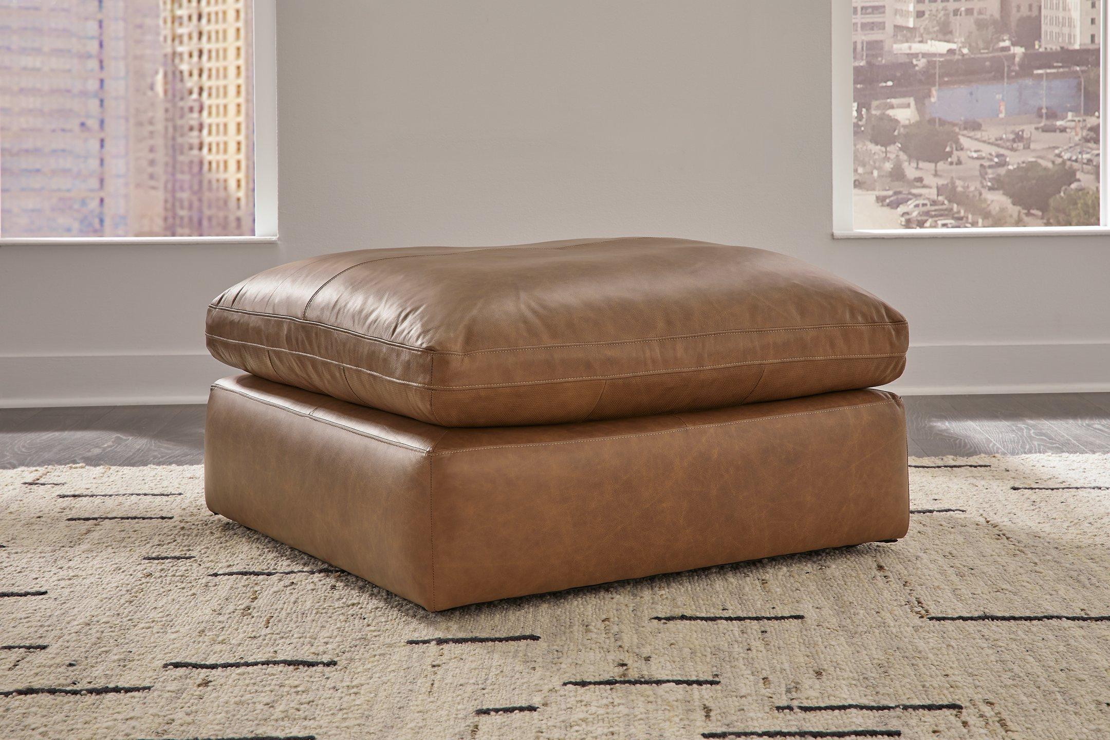 Emilia Living Room Set - Image 8