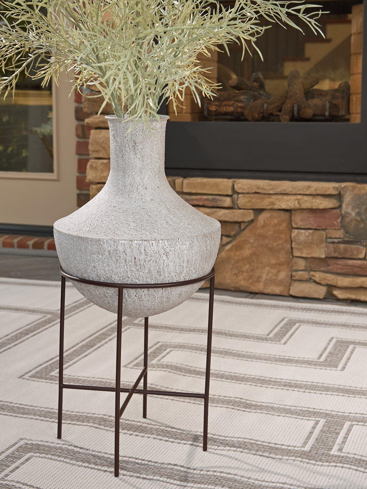 Estonbank Vase - Image 2