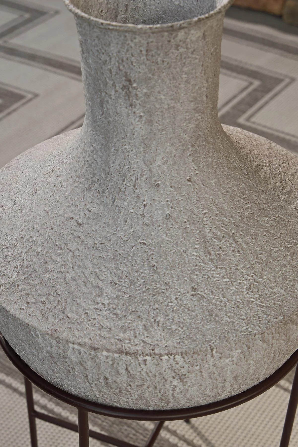 Estonbank Vase - Image 4
