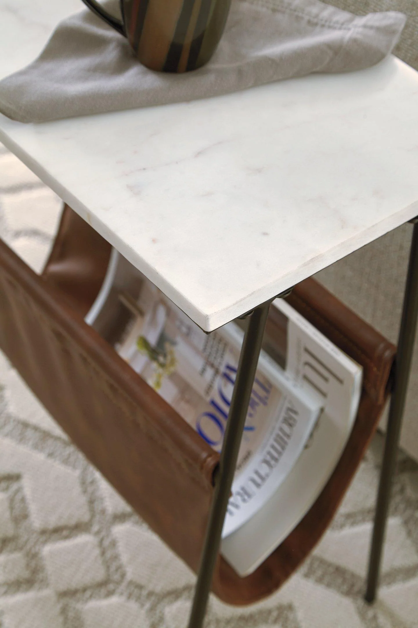 Etanbury Accent Table - Image 7