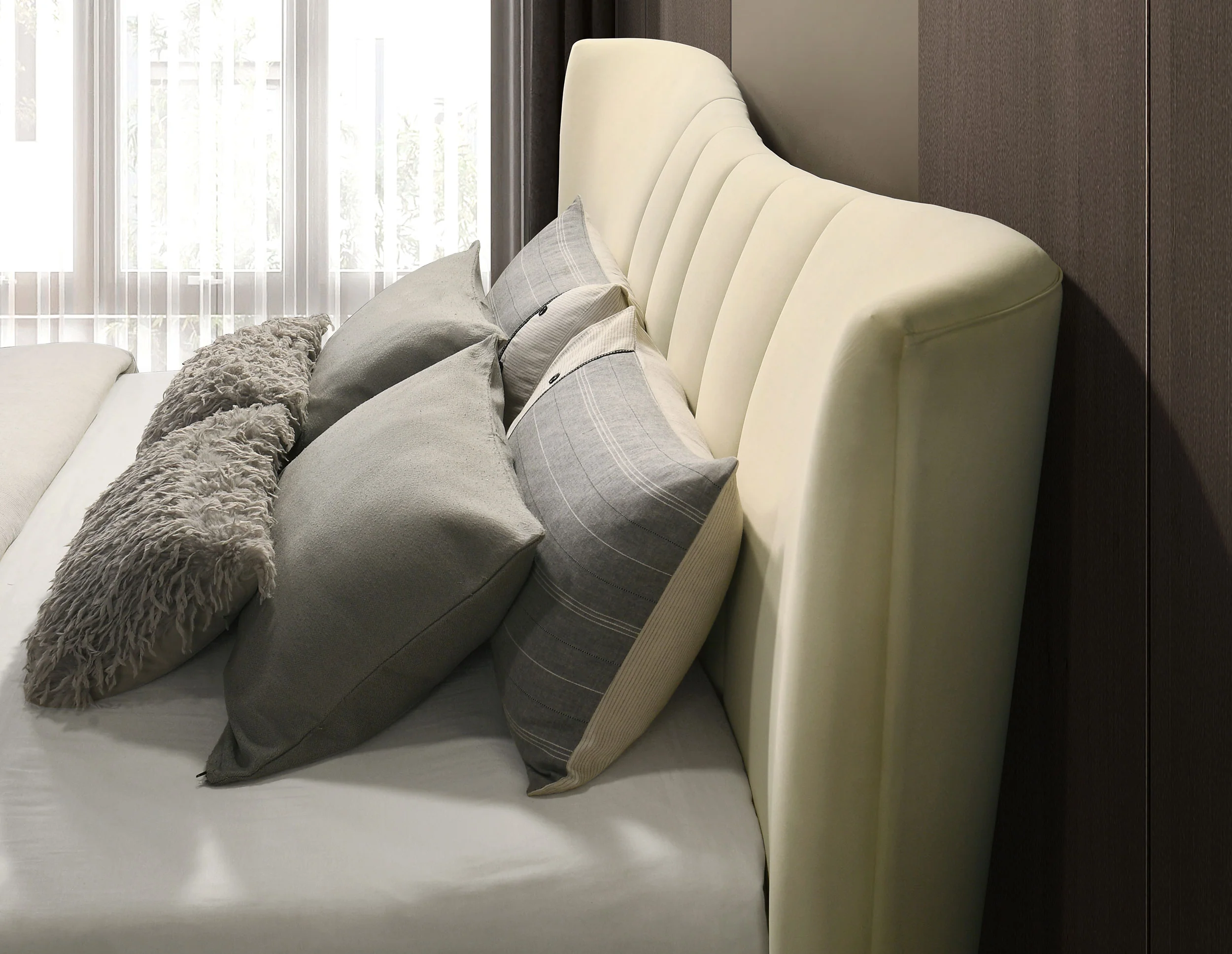 Evelyn Panel Platform Bed - Image 8