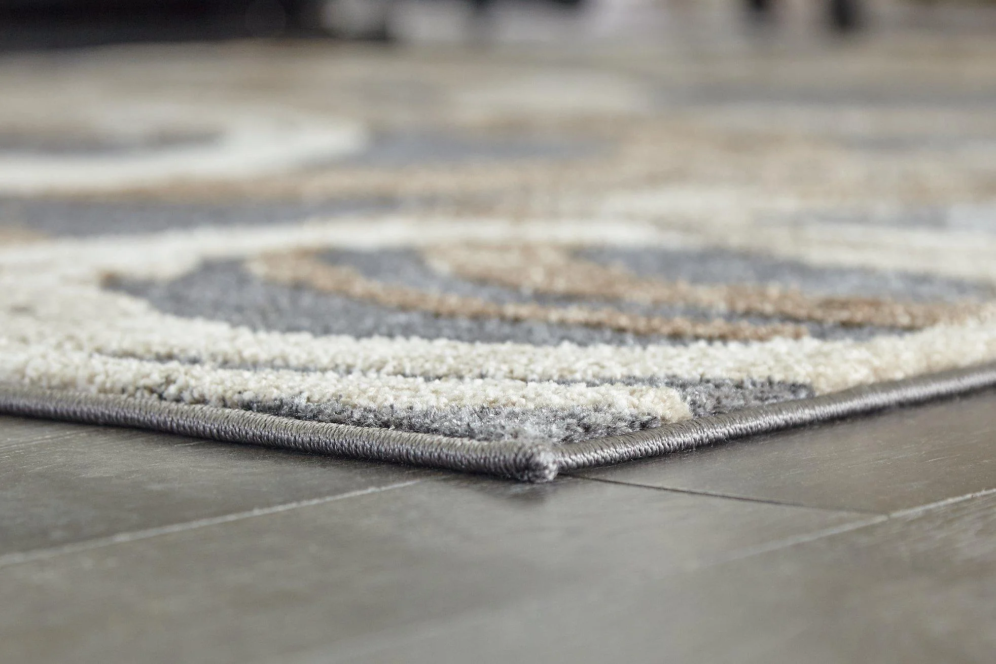 Faelyn 7'10" x 9'10" Rug - Image 5