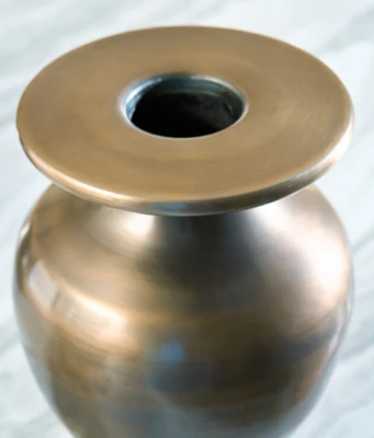 Fedorleigh Vase - Image 6