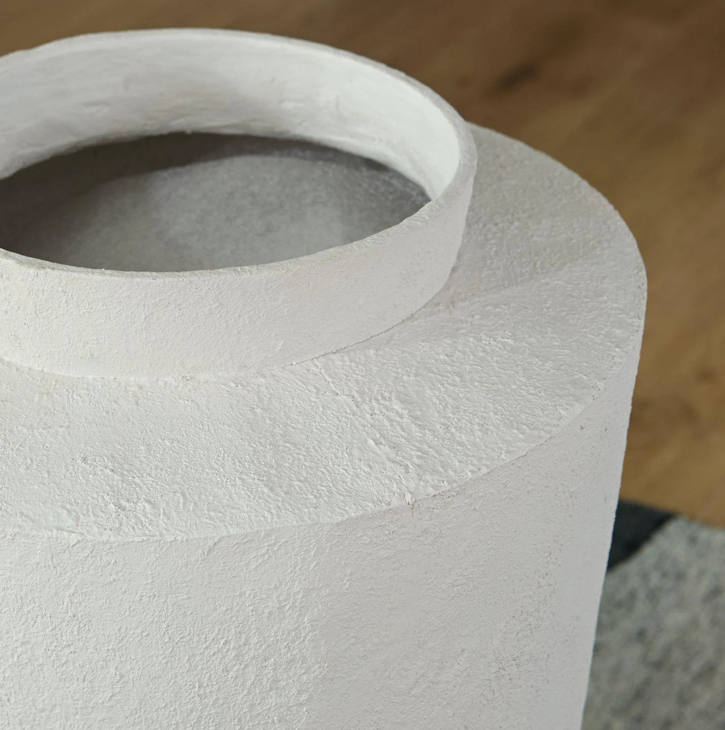 Flurinworth Vase - Image 4