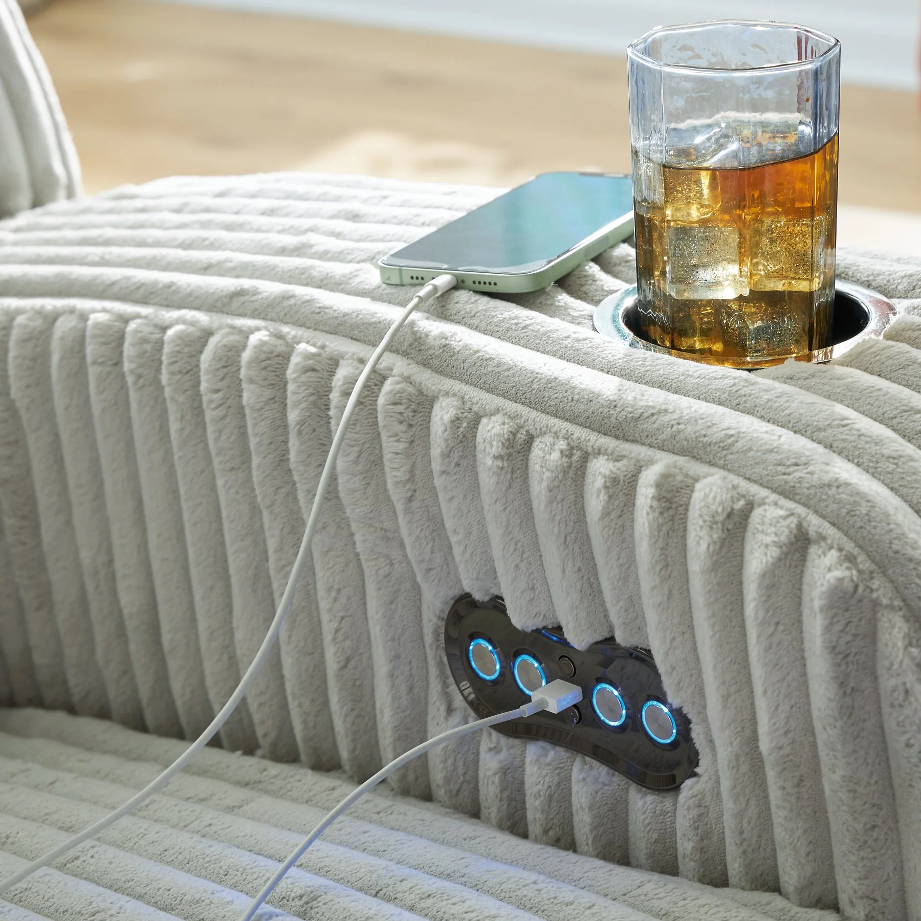 Forest Lake Power Recliner - Image 10
