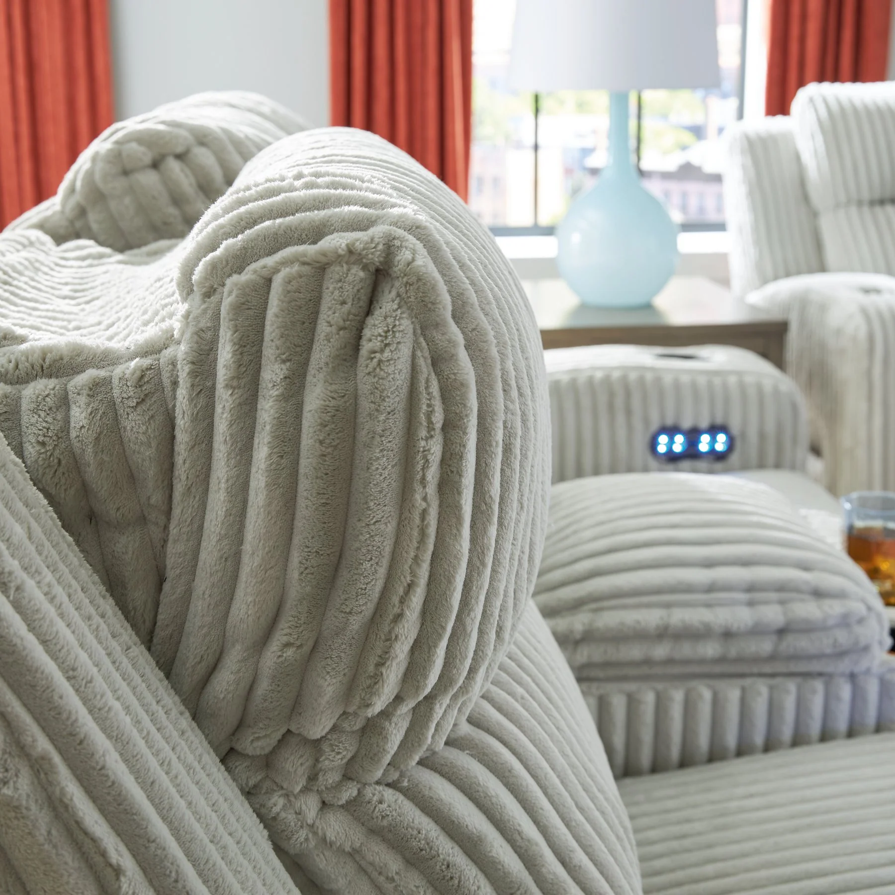 Forest Lake Living Room Set - Image 16