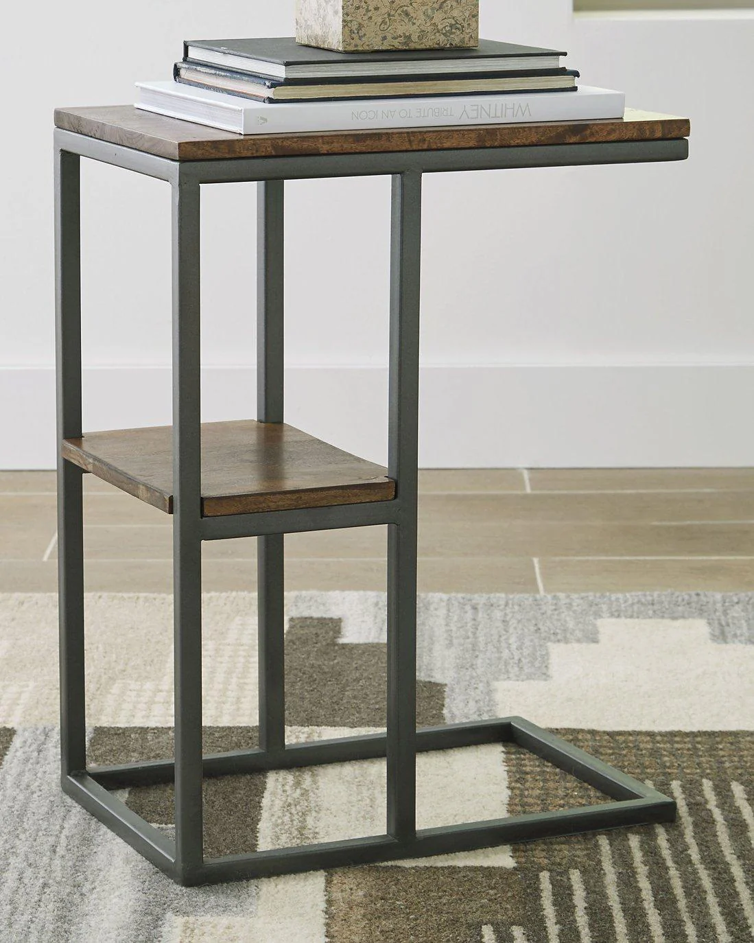 Forestmin Accent Table - Image 2