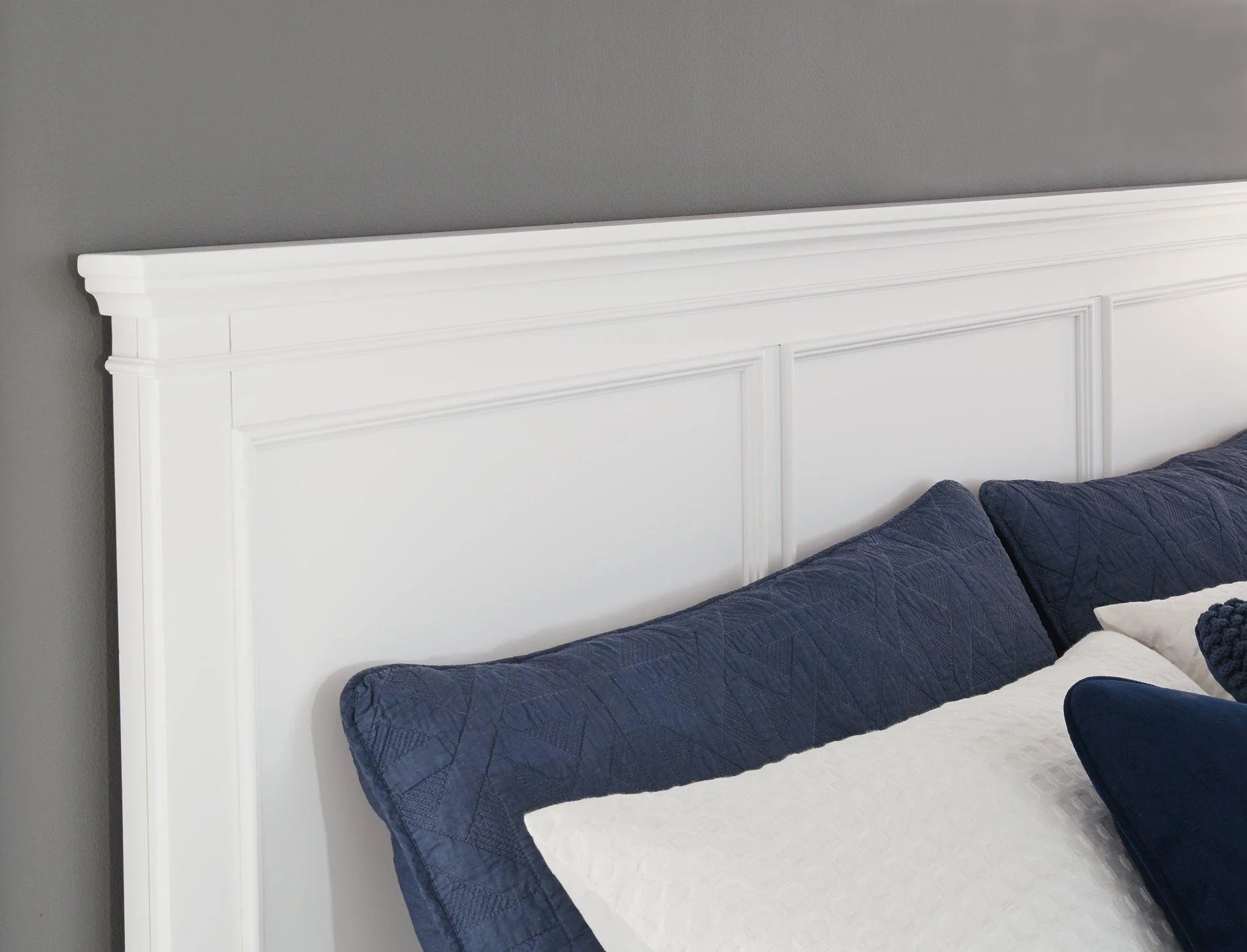 Fortman Bed - Image 31