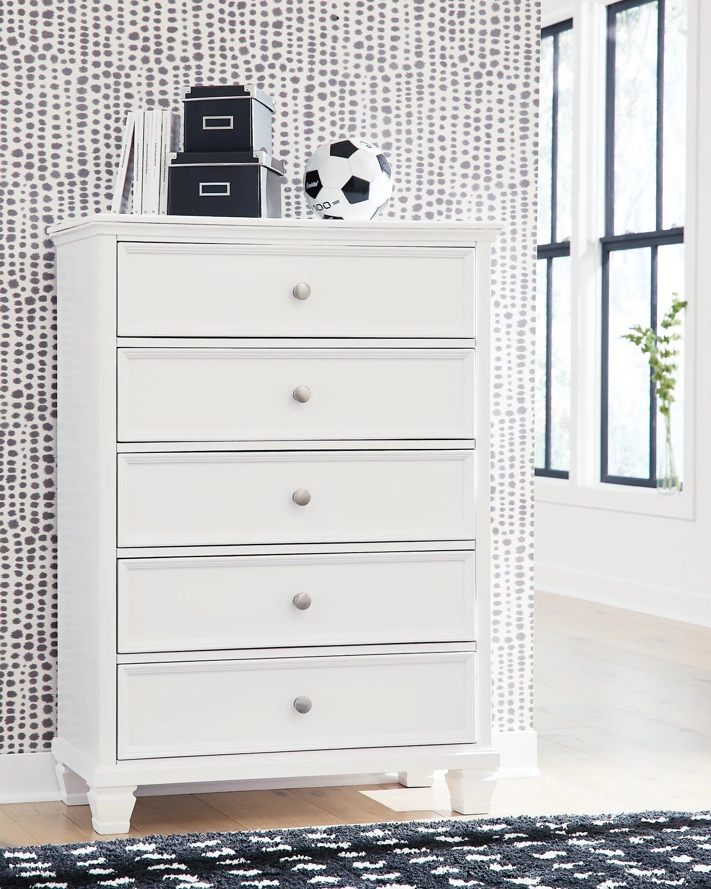 Fortman Chest of Drawers - Image 10