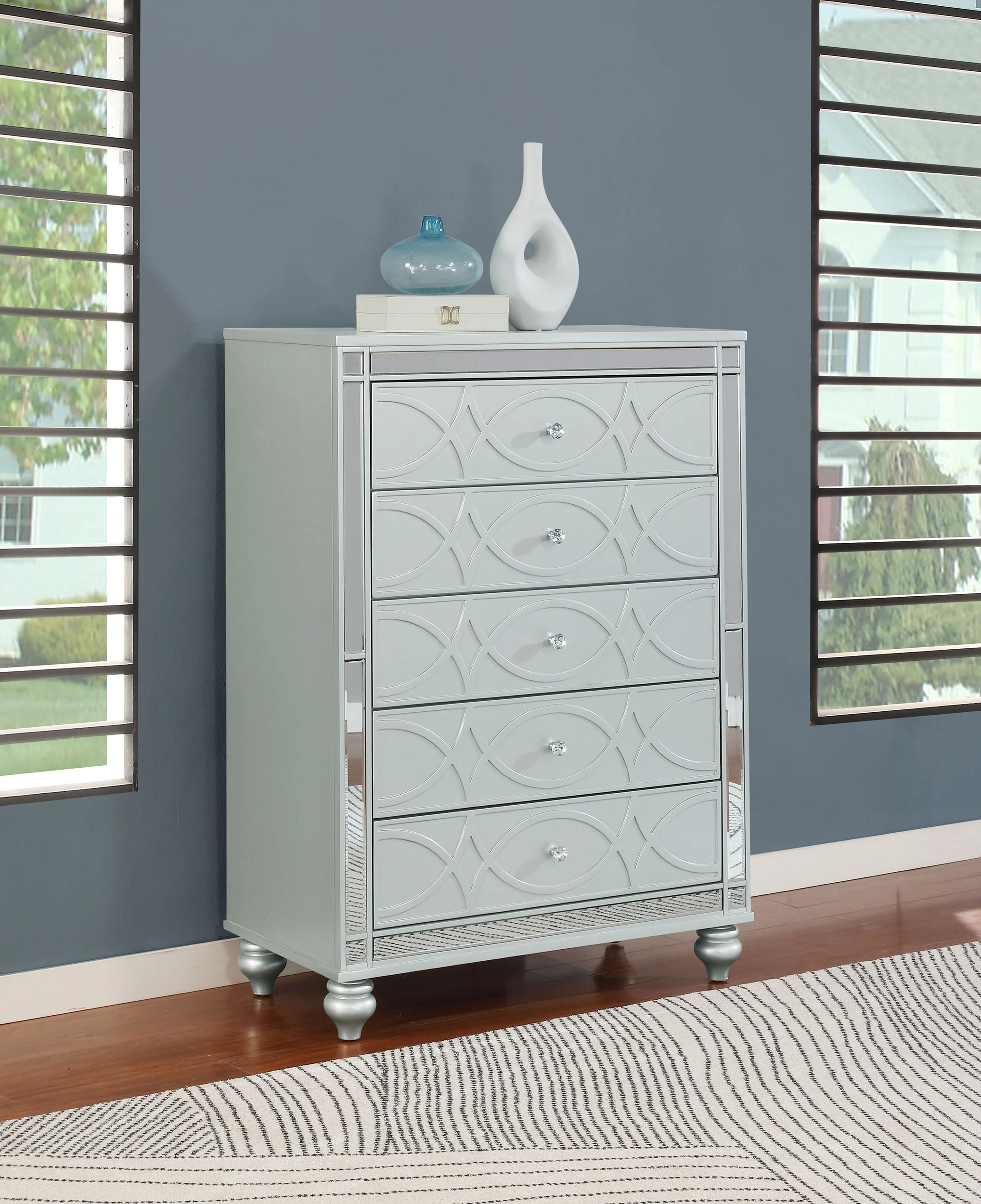 Gunnison Chest of Drawers - Image 2