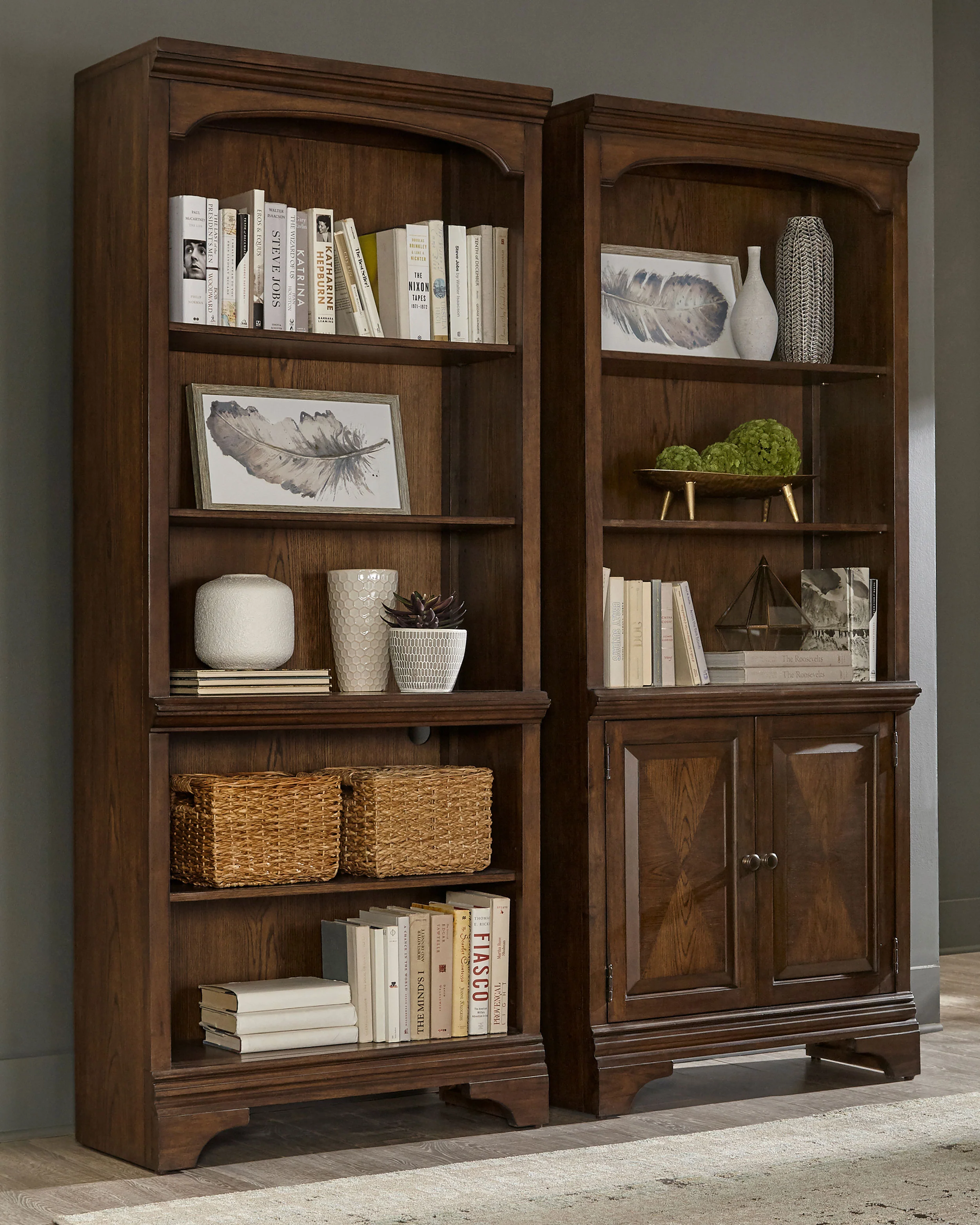 Hartshill Bookcase - Image 8