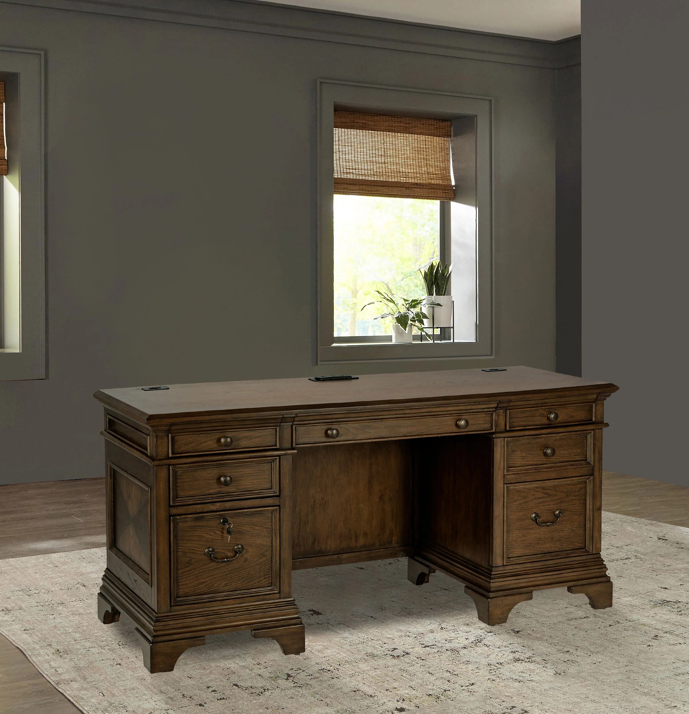 Hartshill Credenza Desk - Image 2