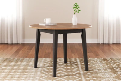 Gesthaven Dining Set - Image 12