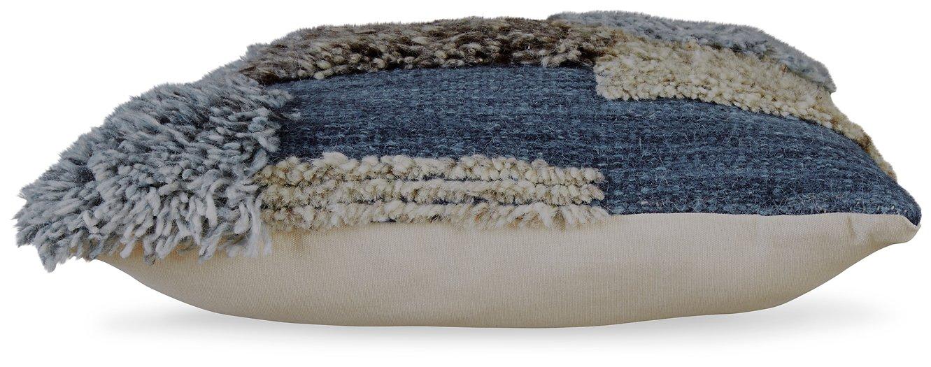 Gibbend Pillow - Image 4