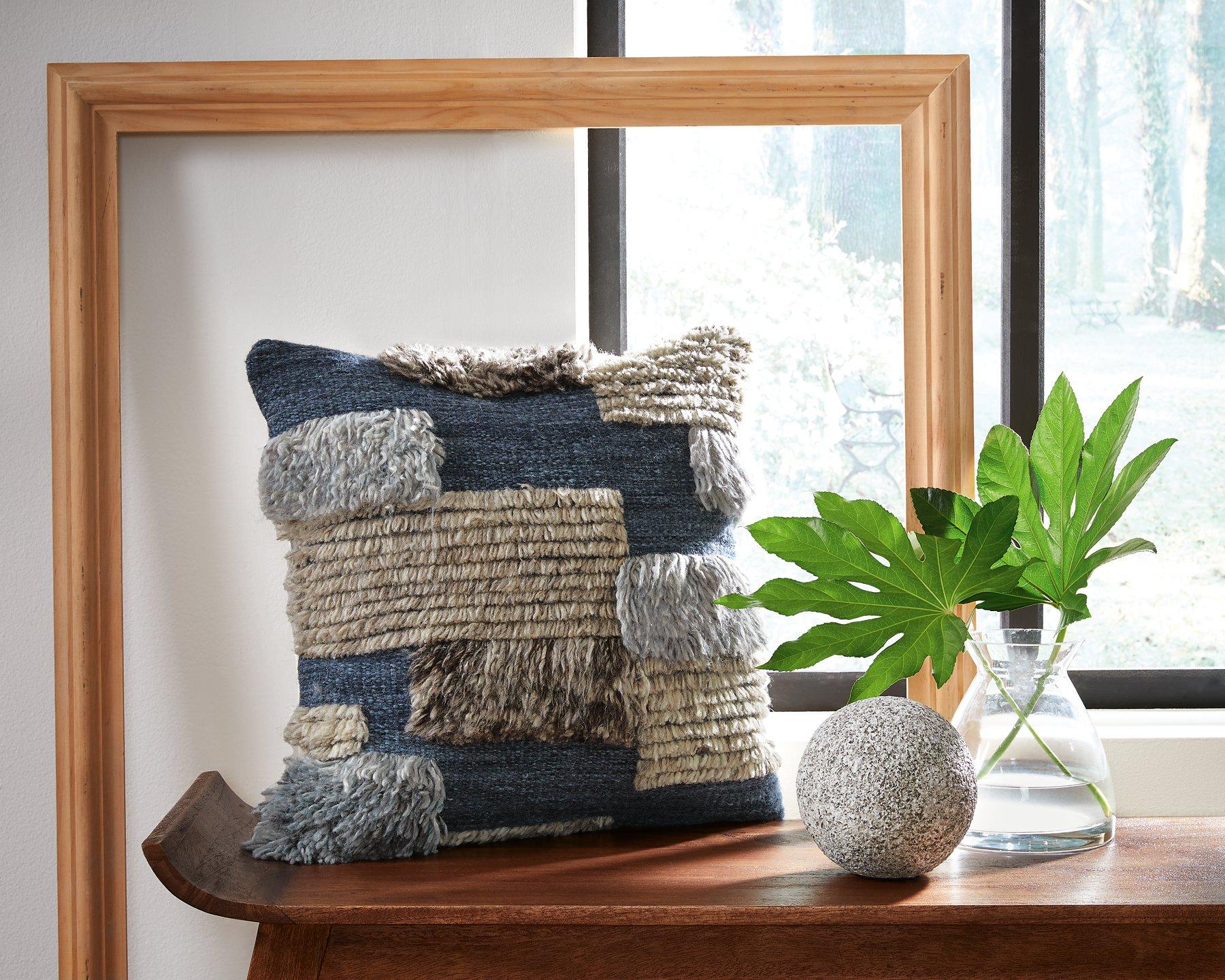 Gibbend Pillow (Set of 4) - Image 2