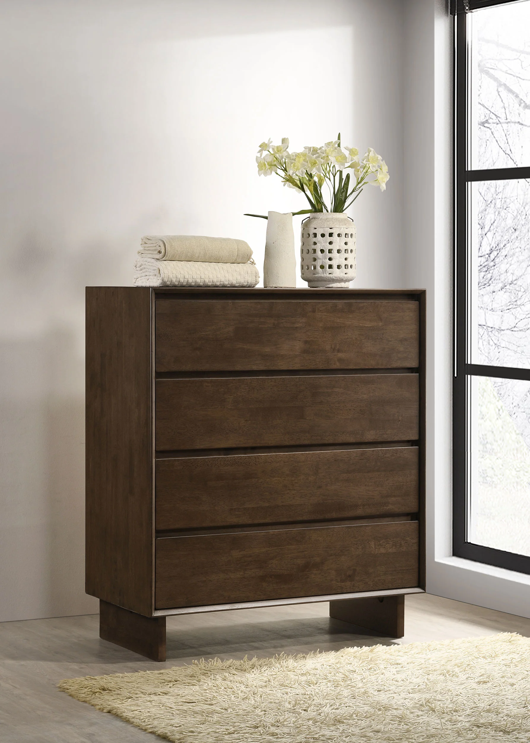 Glenwood Chest of Drawers - Image 2