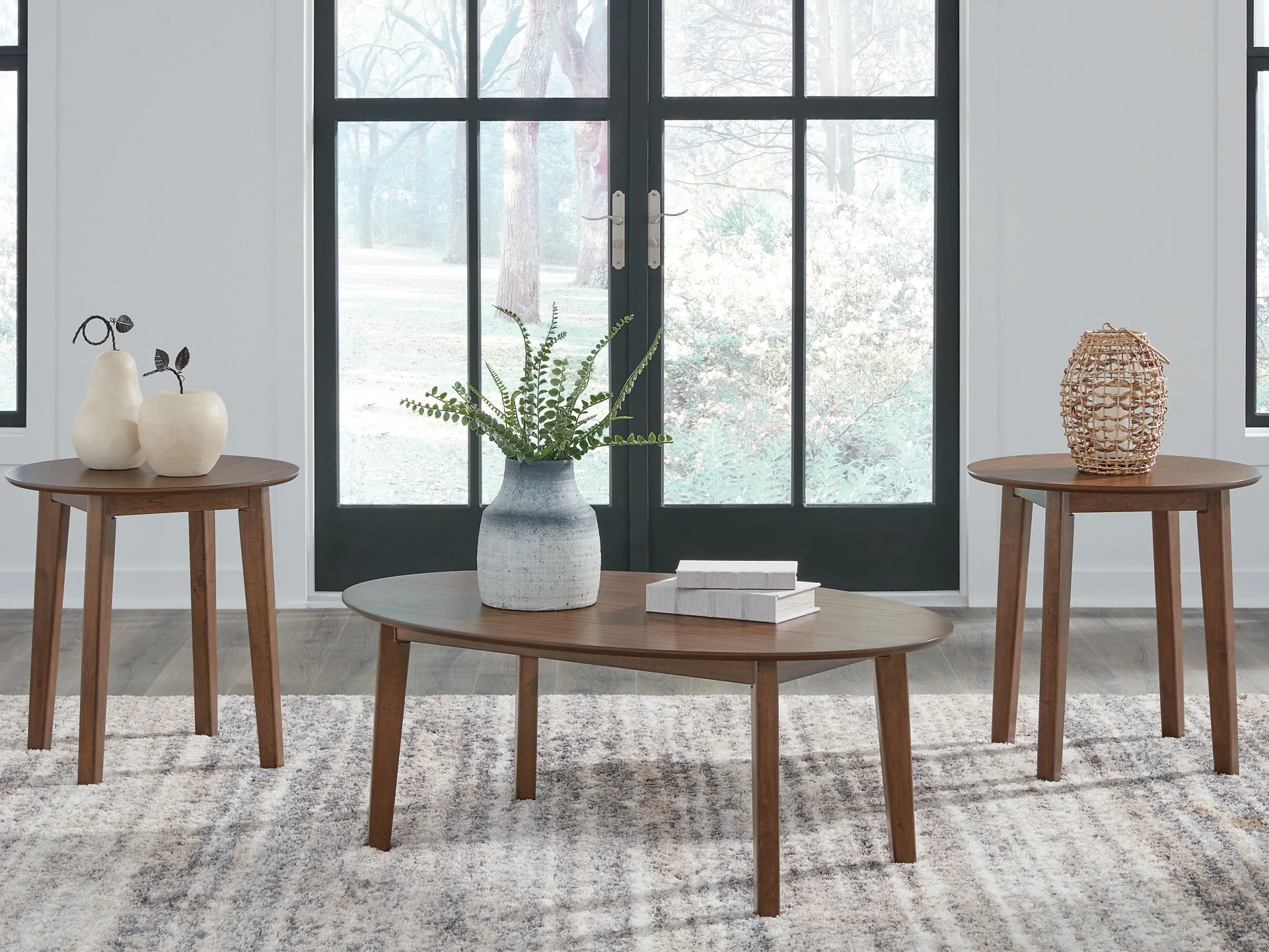 Gordonay Table (Set of 3) - Image 2