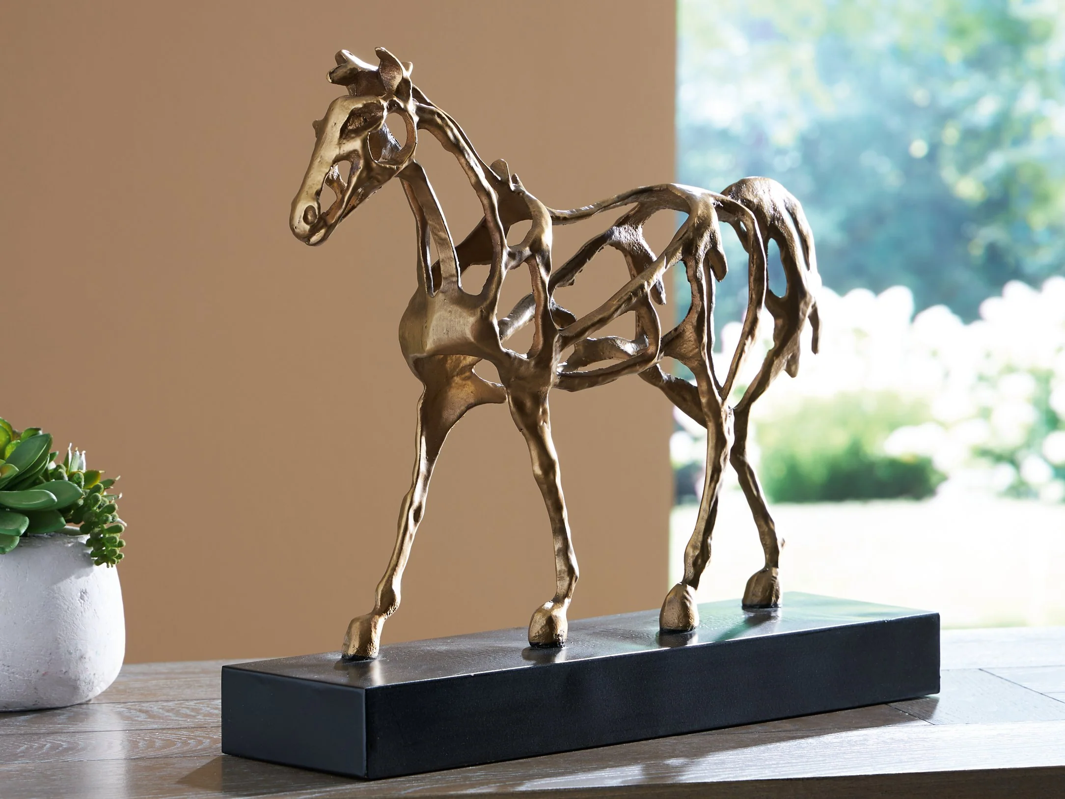 Grainville Sculpture - Image 2
