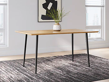 Gretlynn Dining Table - Image 3