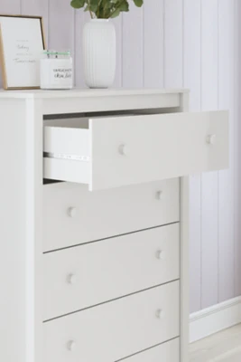 Hallityn Chest of Drawers - Image 12