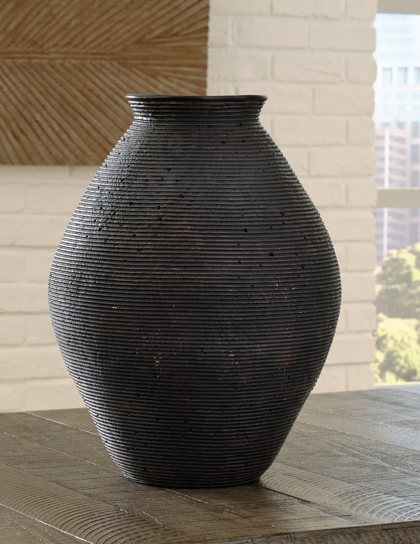 Hannela Vase - Image 14