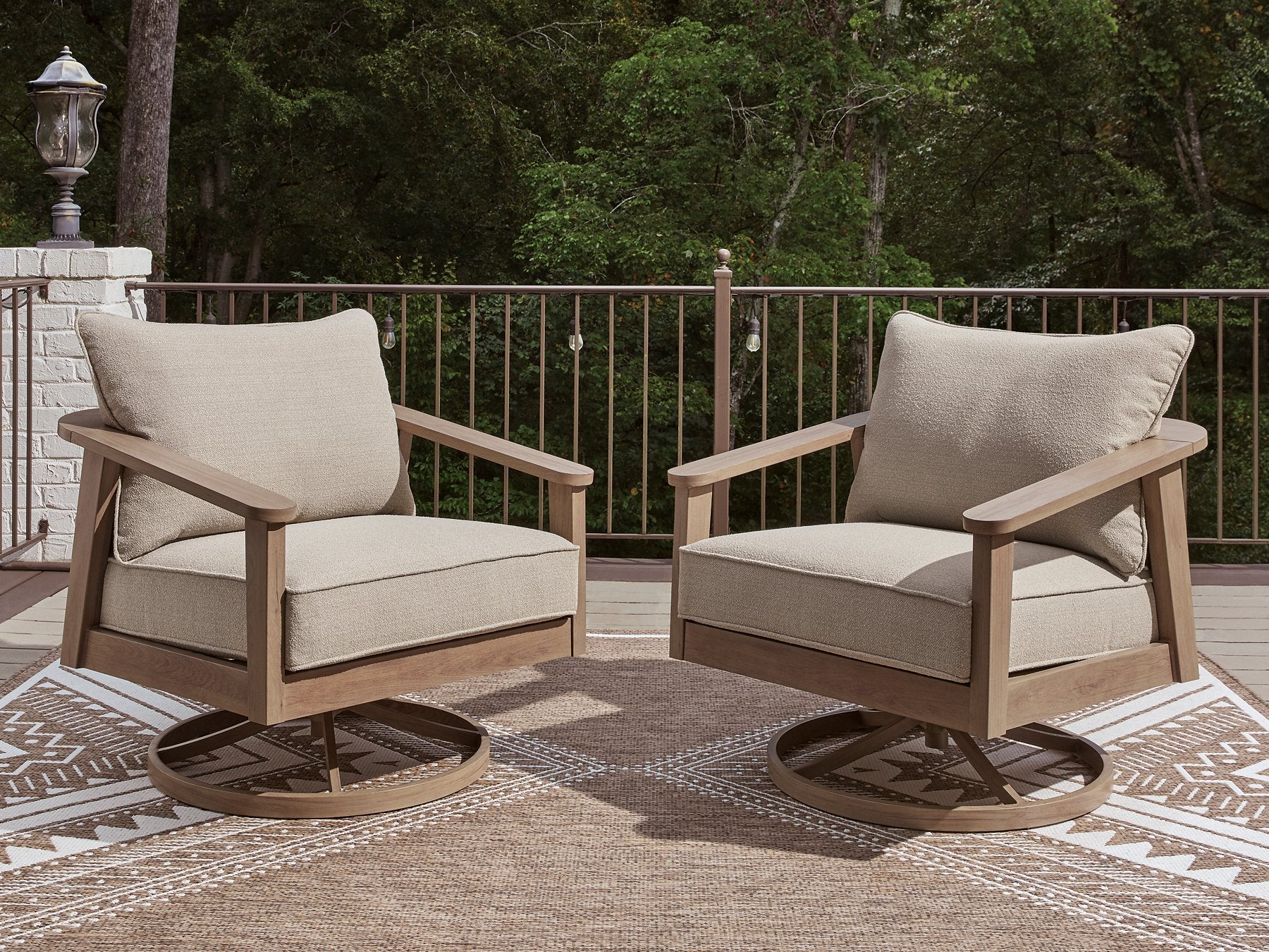 Harmony Headlands Outdoor Swivel Lounge with Cushion - Image 2