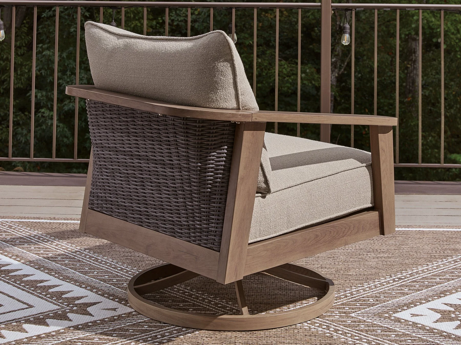 Harmony Headlands Outdoor Swivel Lounge with Cushion - Image 5