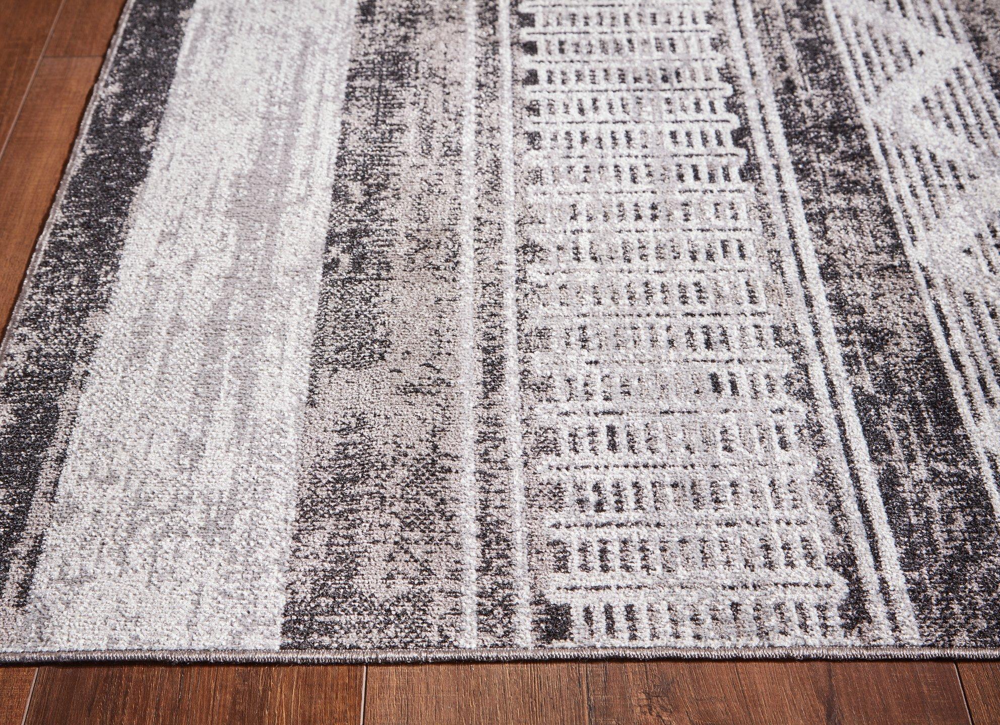 Henchester 8' x 10' Rug - Image 5