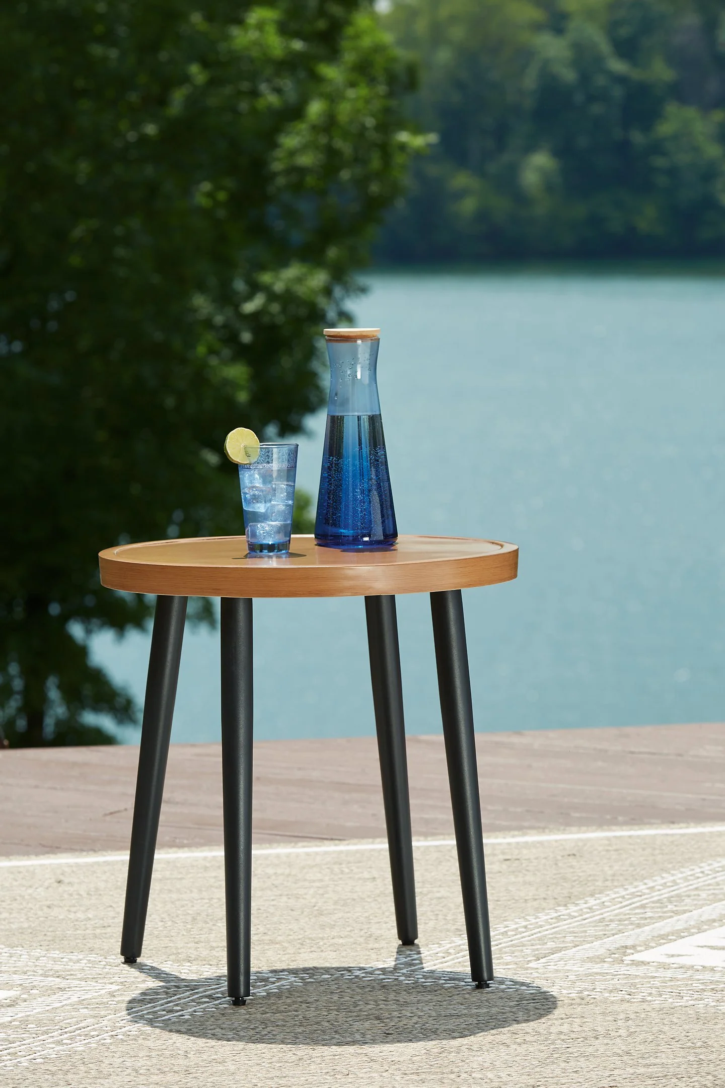 Horizon Hall Outdoor End Table - Image 2