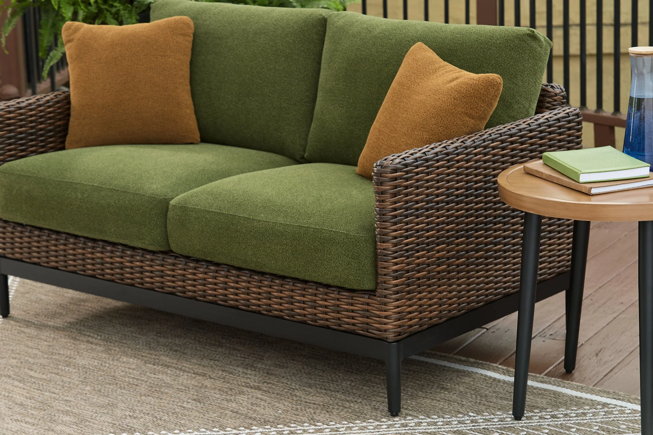 Horizon Hall Outdoor Loveseat with Cushion - Image 6