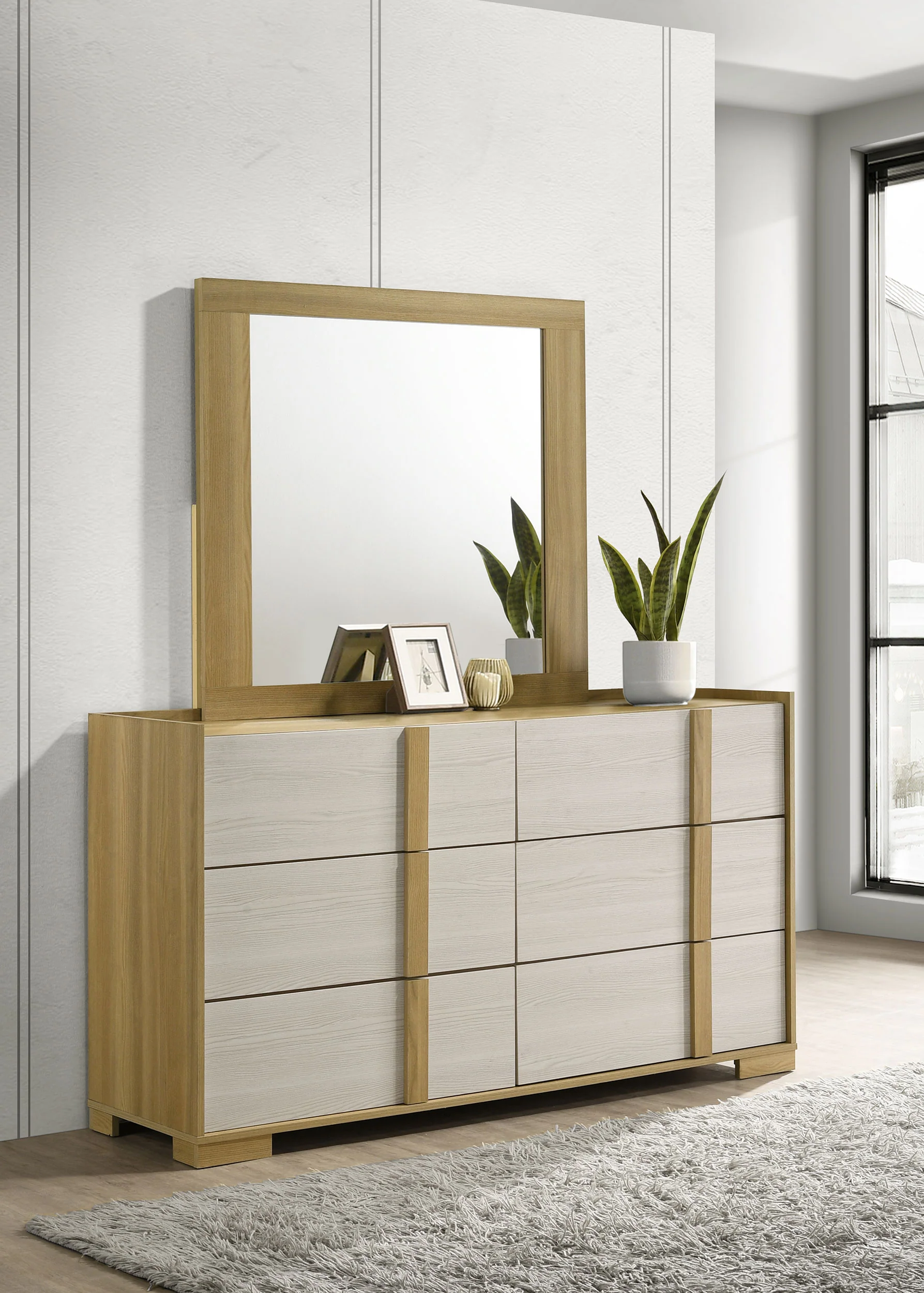 Hyland Dresser with Mirror - Image 2