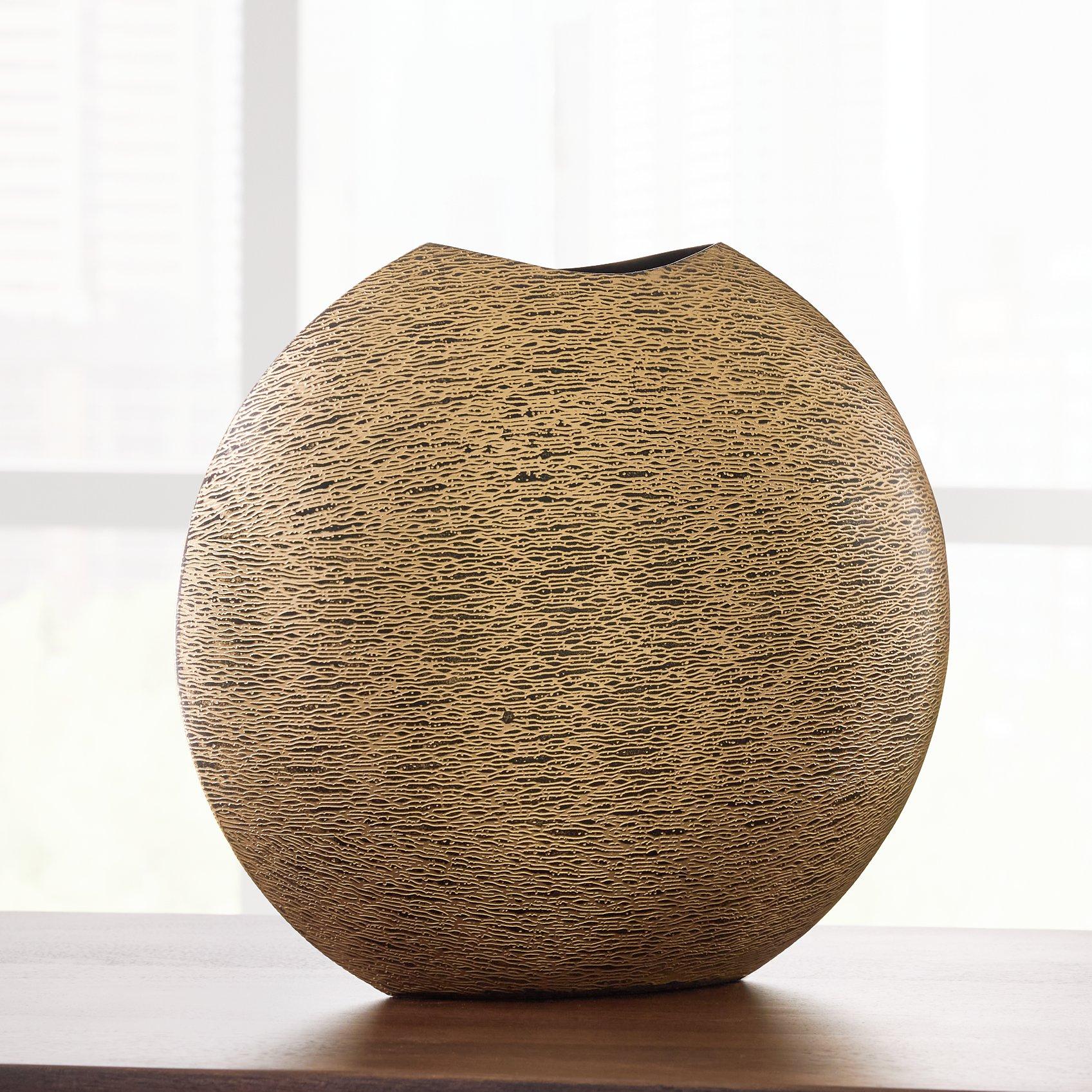Iansboro Vase - Image 2