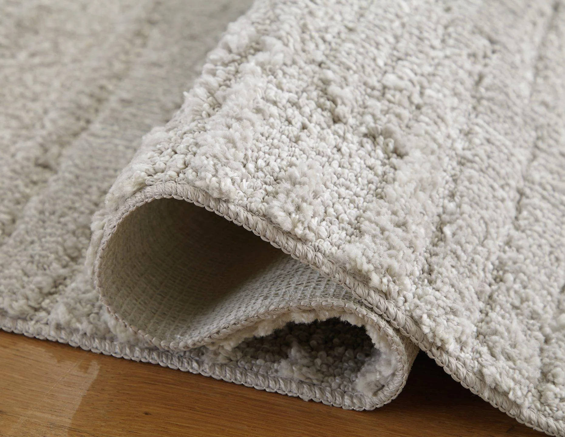 Ivygail 5' x 7' Rug - Image 6