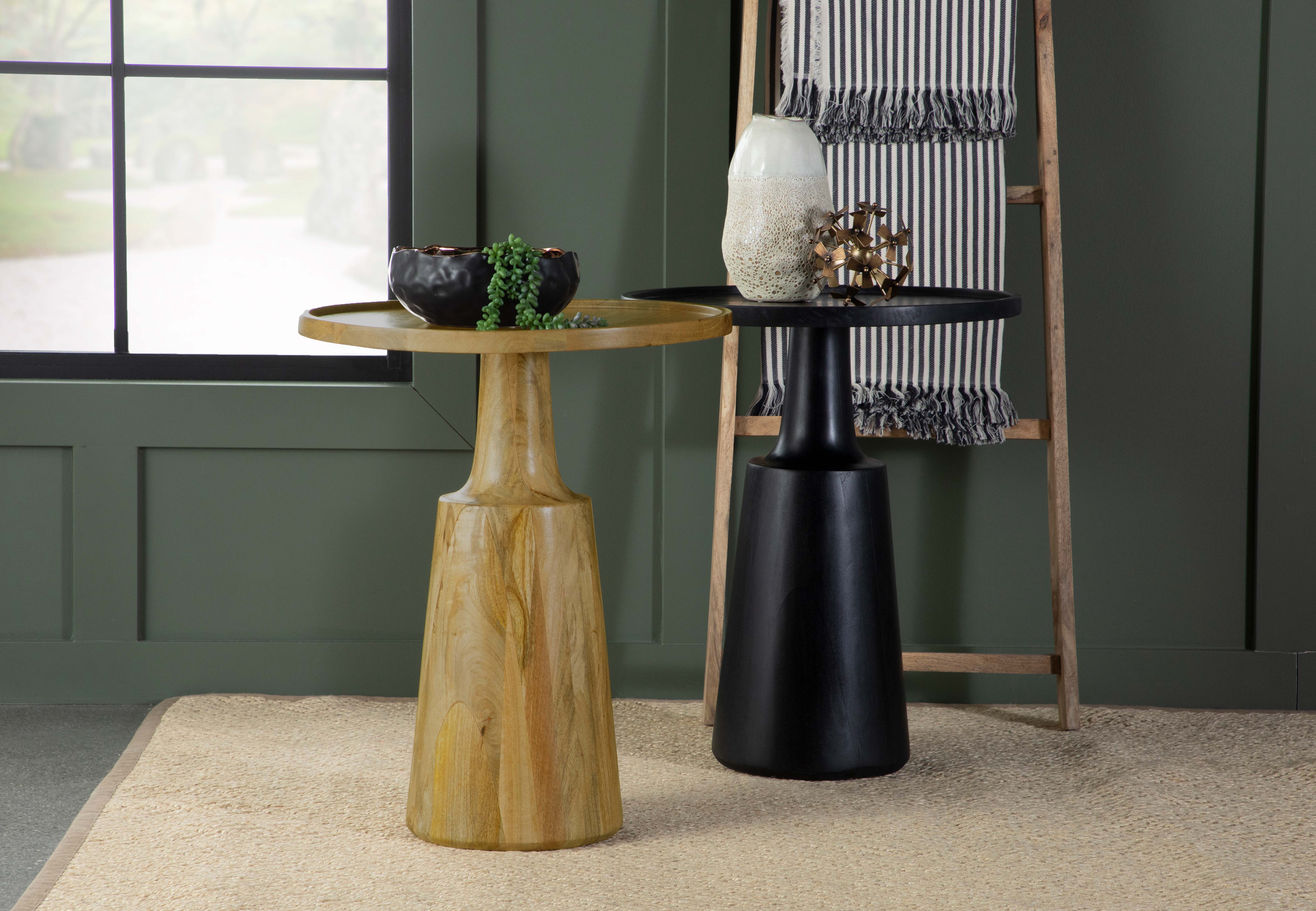 Ixia Side Table - Image 6