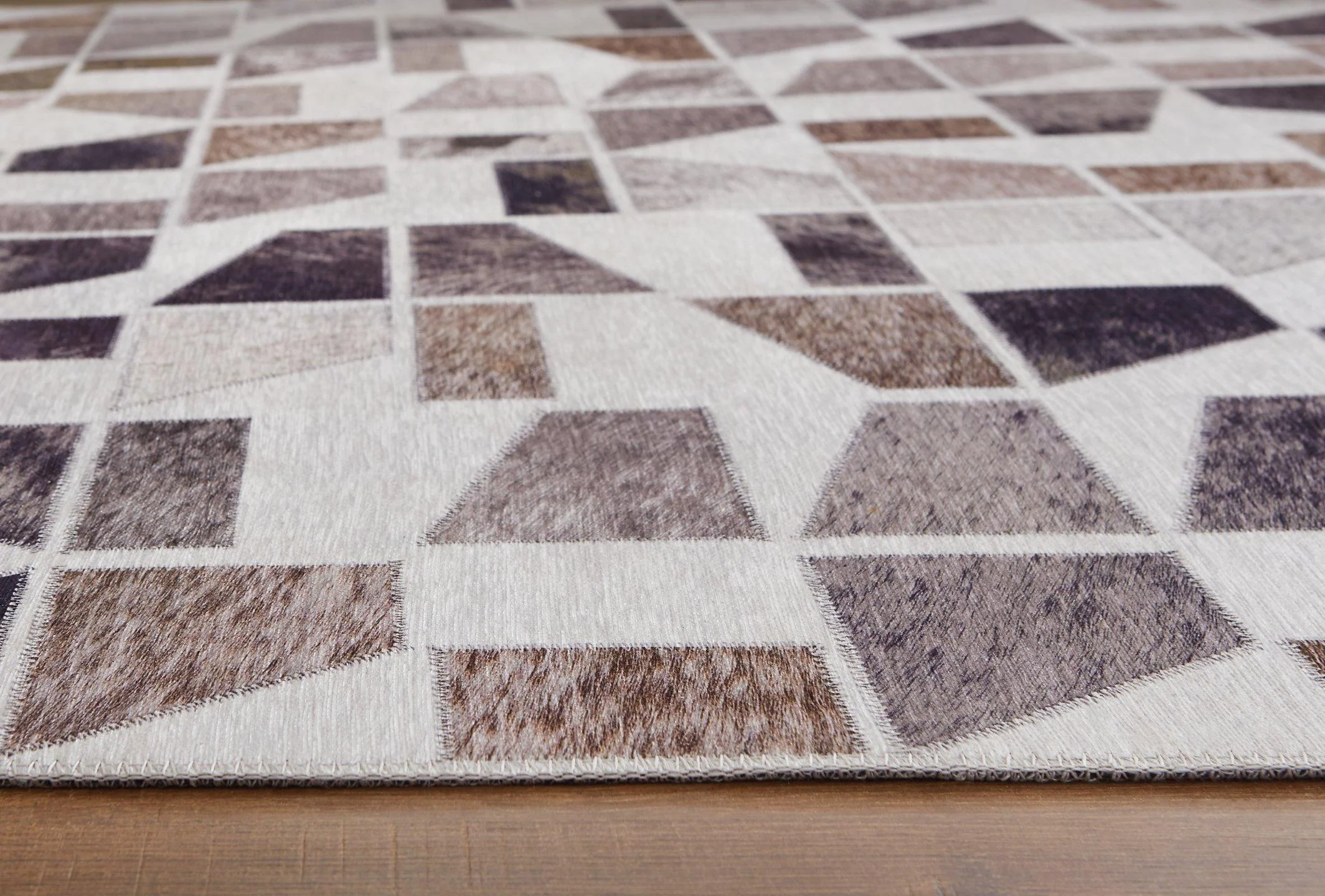 Jettner 5' x 7' Rug - Image 5
