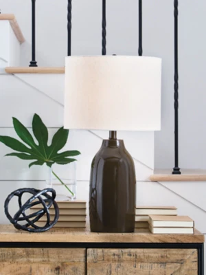 Jyler Table Lamp - Image 2