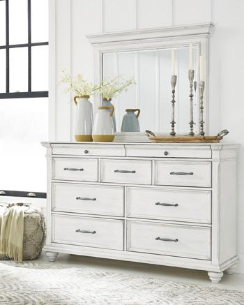 Kanwyn Dresser and Mirror - Image 3