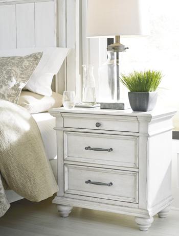 Kanwyn Nightstand - Image 3