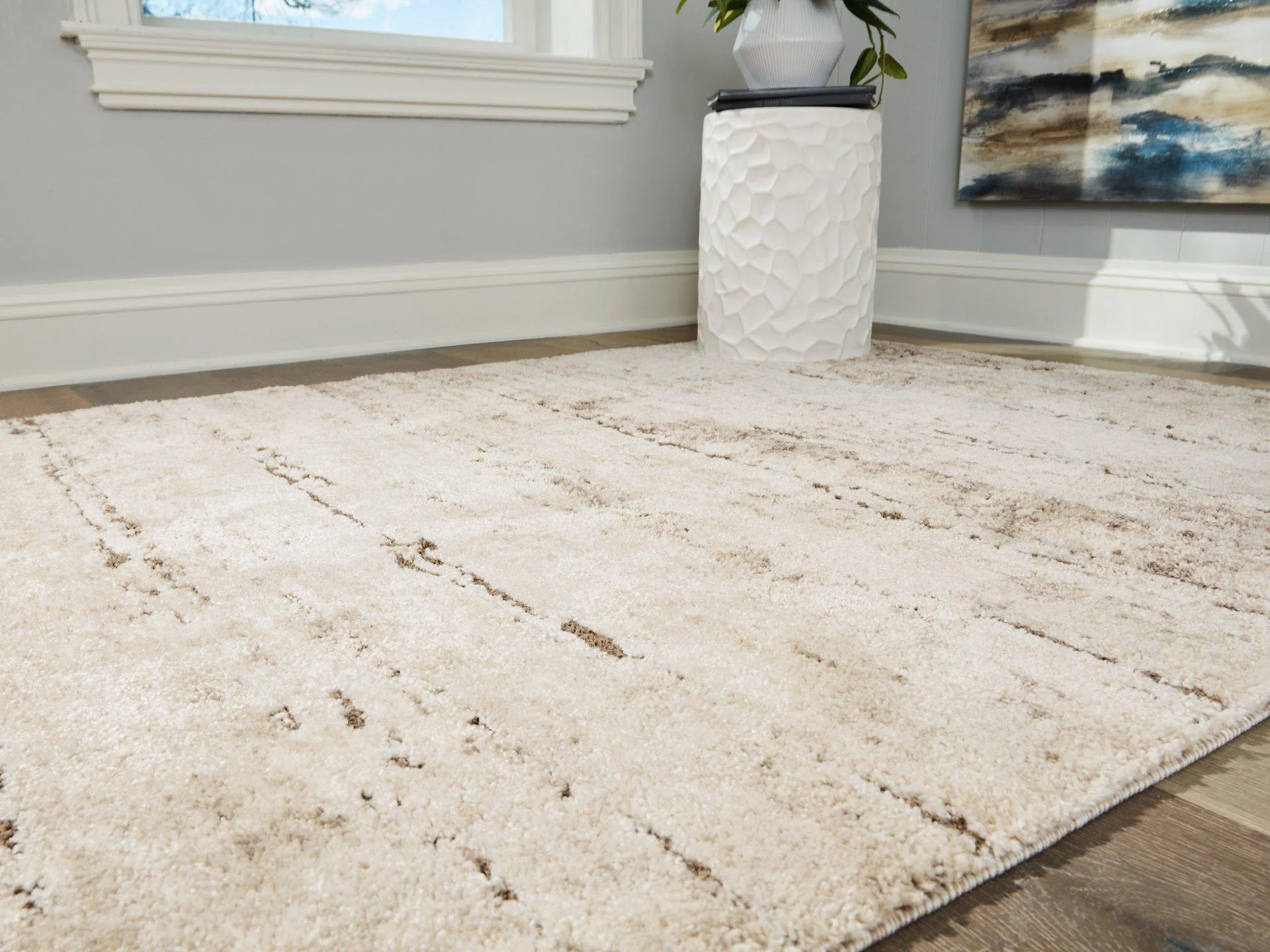 Kasney Medium Rug - Image 4