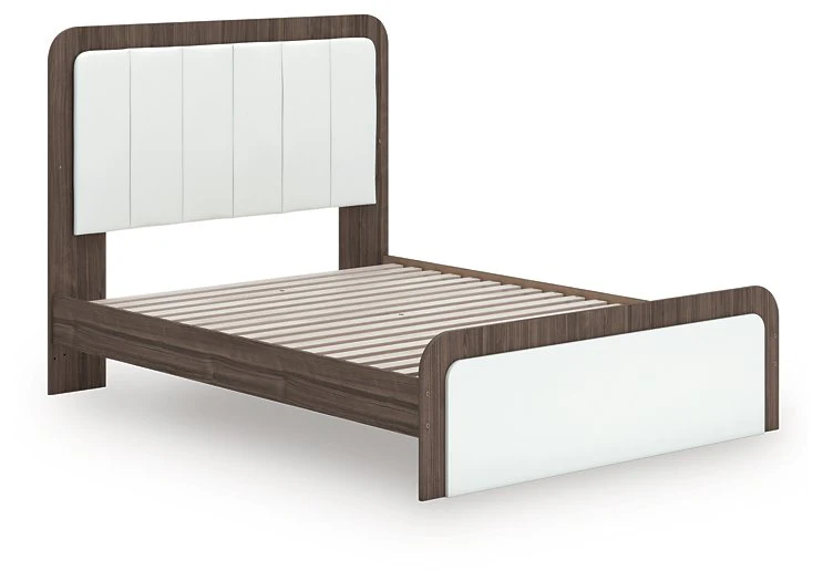 Kendanport Upholstered Bed - Image 4