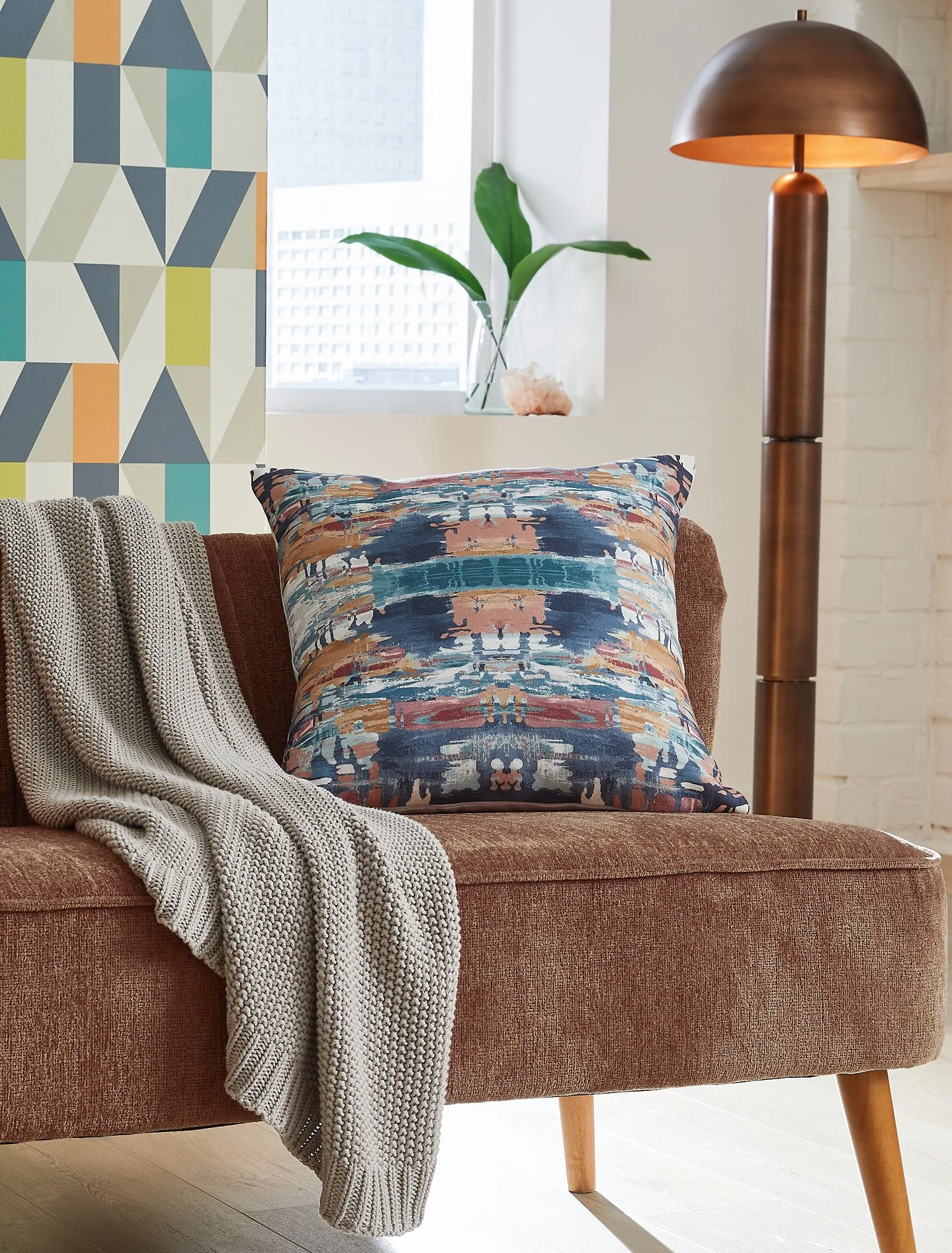 Kennick Pillow - Image 2