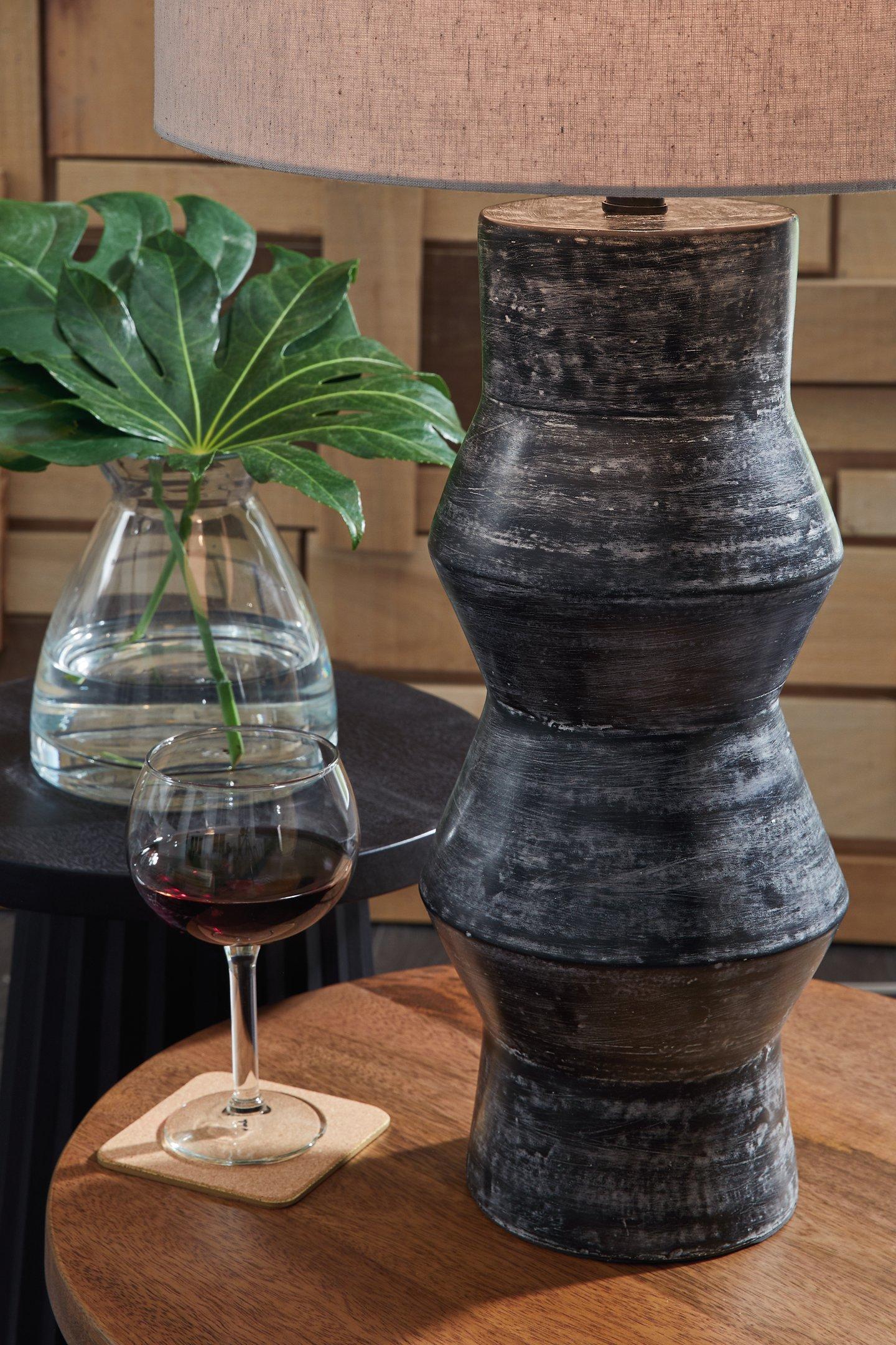 Kerbert Table Lamp - Image 4
