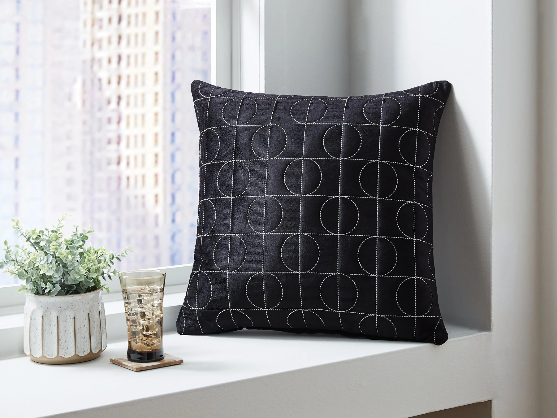 Kydner Pillow (Set of 4) - Image 7