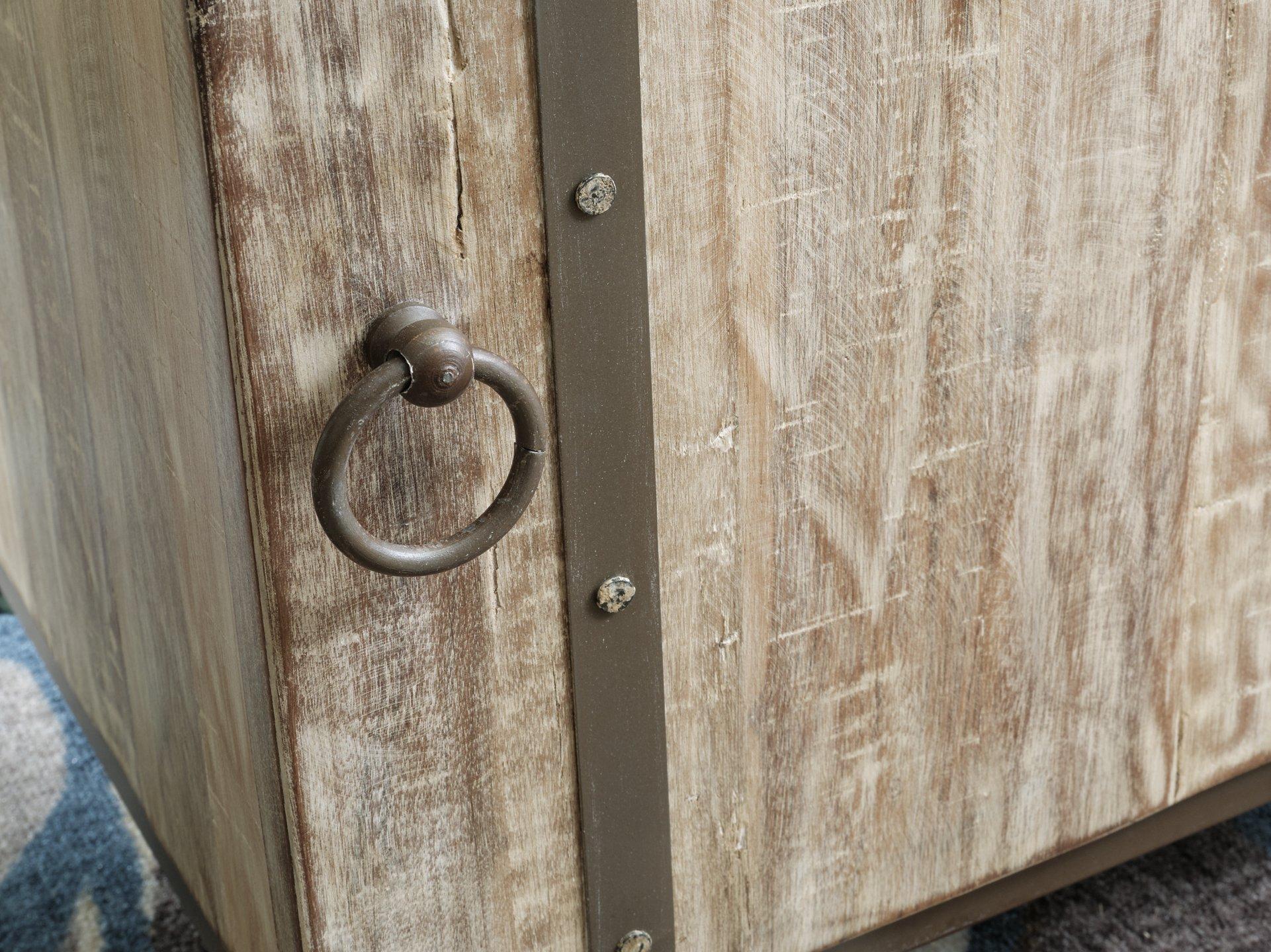 Laddford Accent Cabinet - Image 10