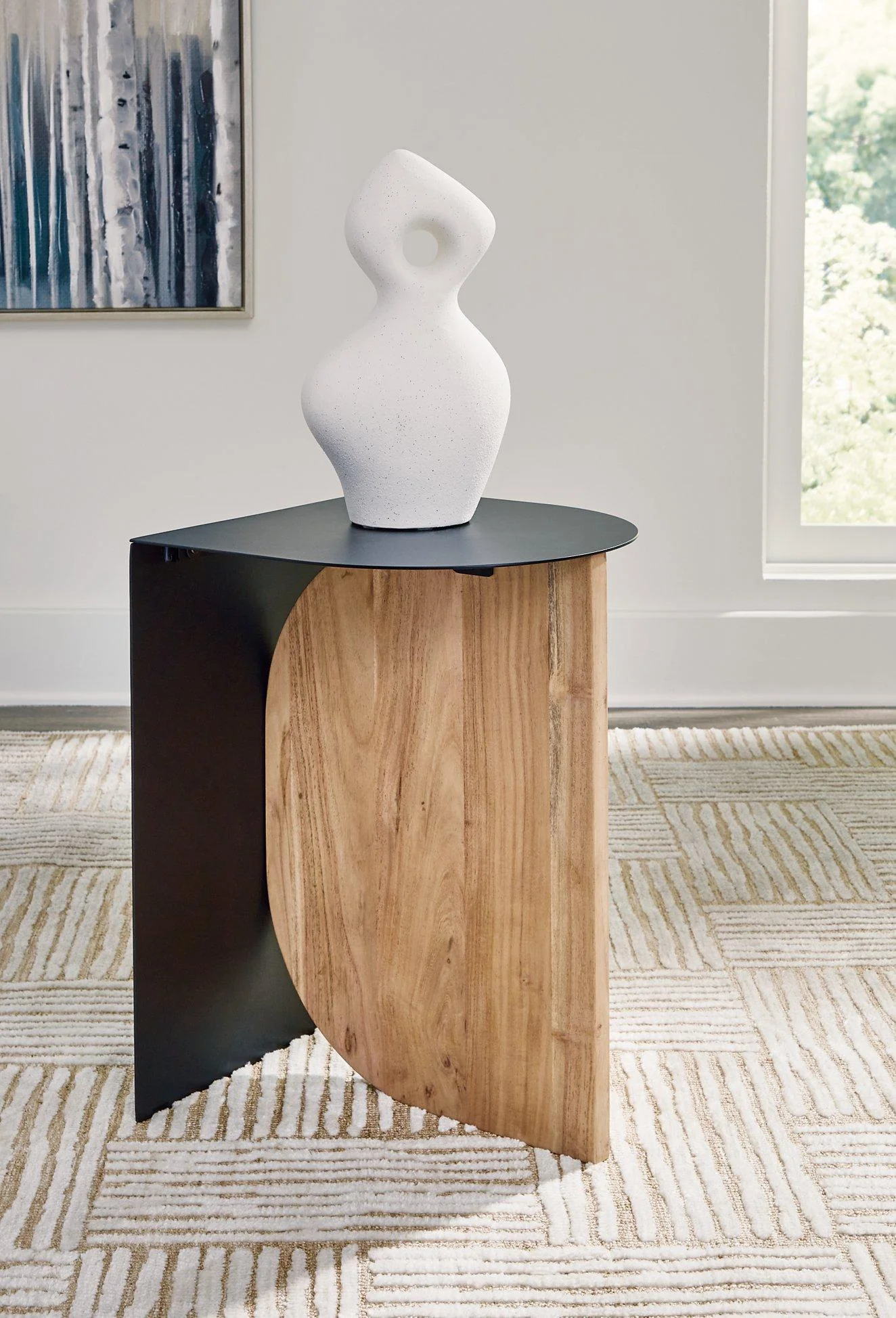 Ladgate Accent Table - Image 2