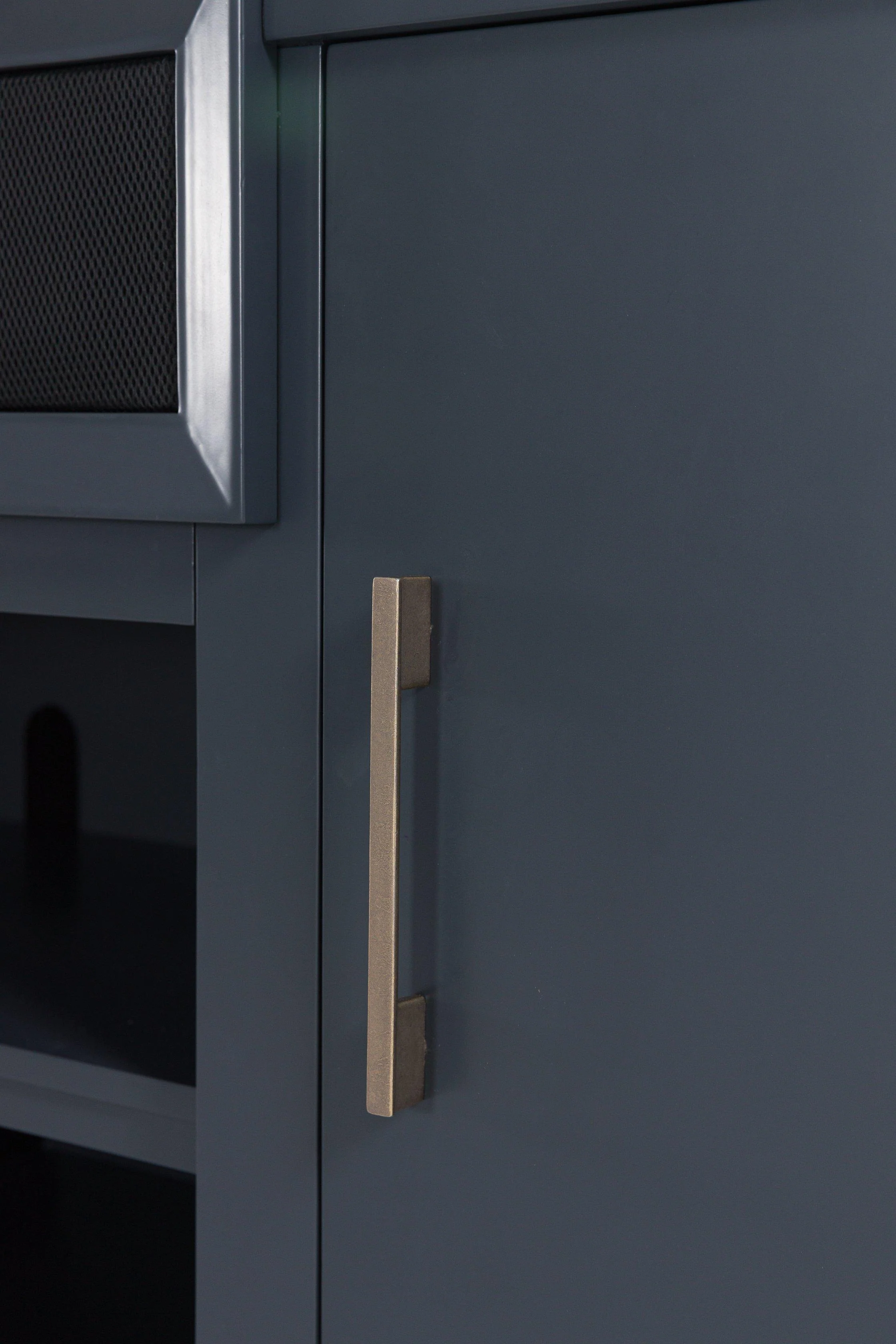 Landocken 83" TV Stand - Image 13